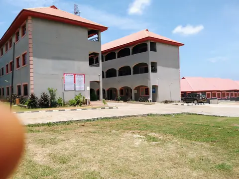 Dothan Comprehensive High School — photo 3