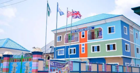 Eco pillars  School — photo 2