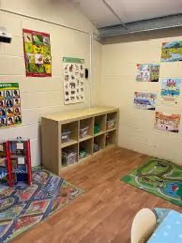 First island school — photo 3
