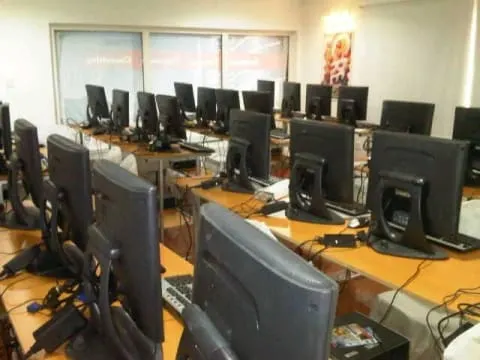 Kolmor Metropolitan College — photo 3