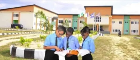 Southern British High School — photo 3